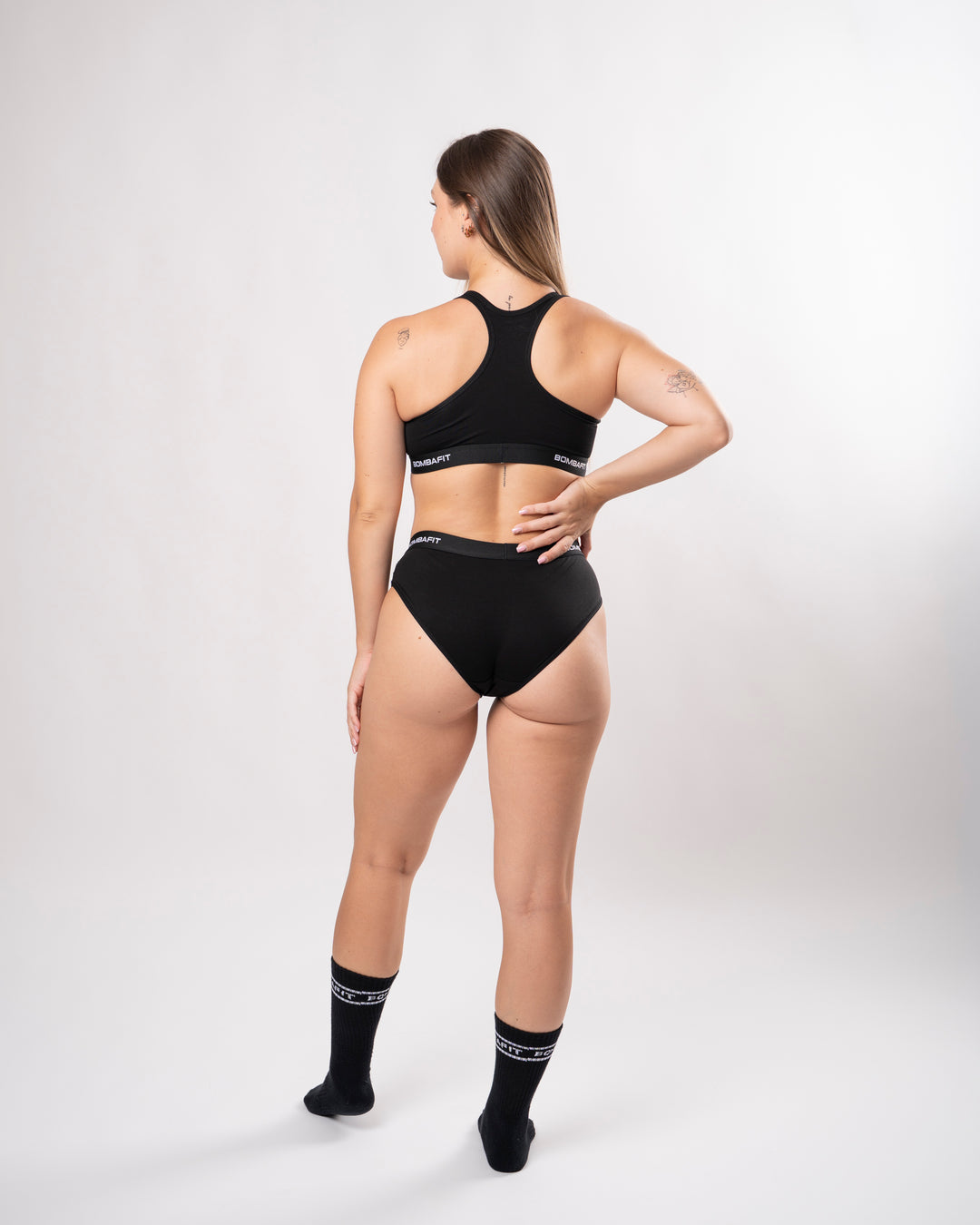 Conjunto de lencería Under Harmony - Negro