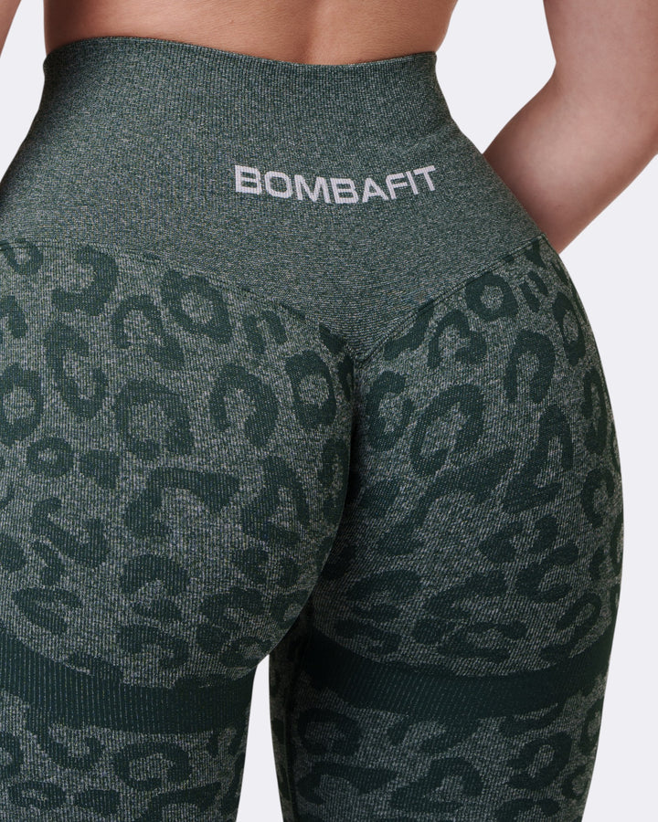 Oasis Leggings Push Up Leopard - Verde Scuro - Bombafit
