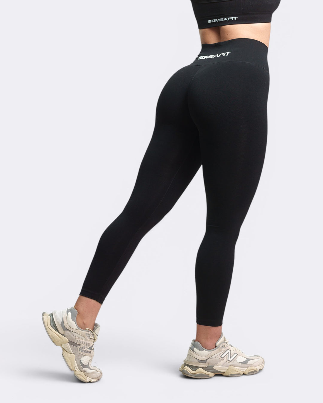 Clio Leggings - Nero - Bombafit